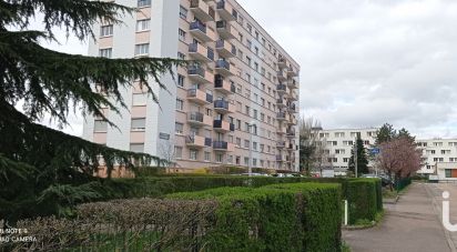 Apartment 5 rooms of 83 m² in Vandœuvre-lès-Nancy (54500)