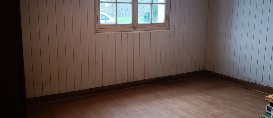 Traditional house 2 rooms of 75 m² in Montmorillon (86500)