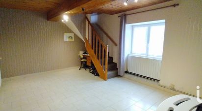 Maison 4 pièces de 84 m² à Pontaubert (89200)