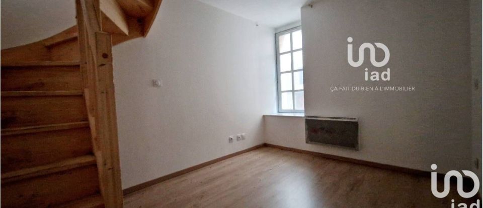 Apartment 2 rooms of 25 m² in Villefranche-de-Rouergue (12200)