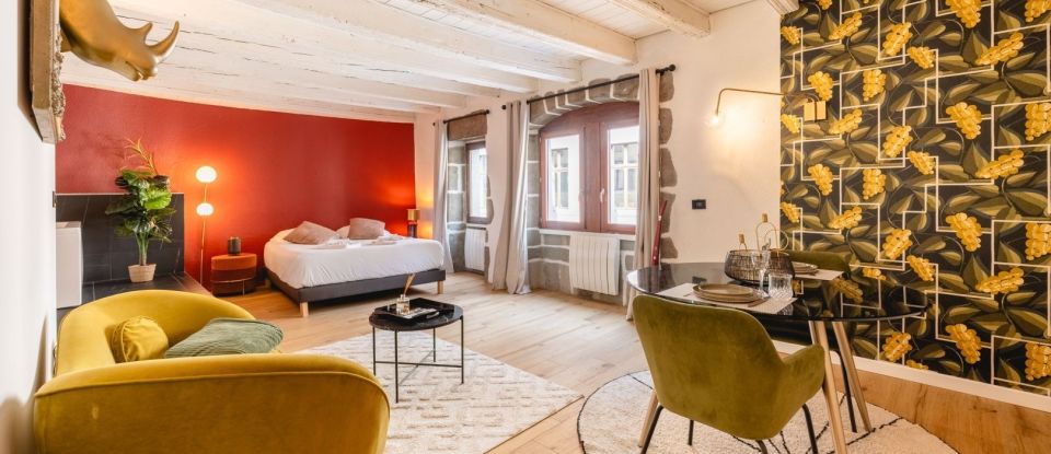 Appartement 1 pièce de 50 m² à Annecy (74000)