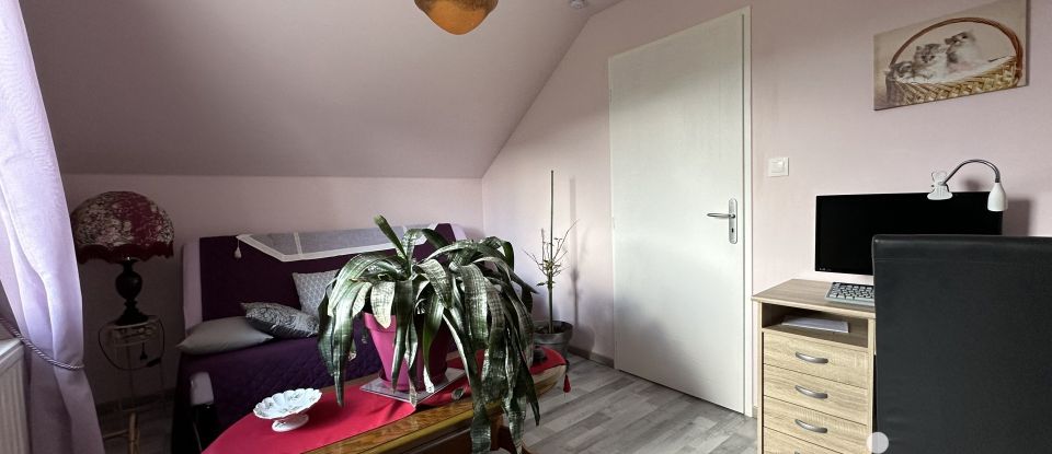 House 4 rooms of 90 m² in Sainte-Marguerite (88100)