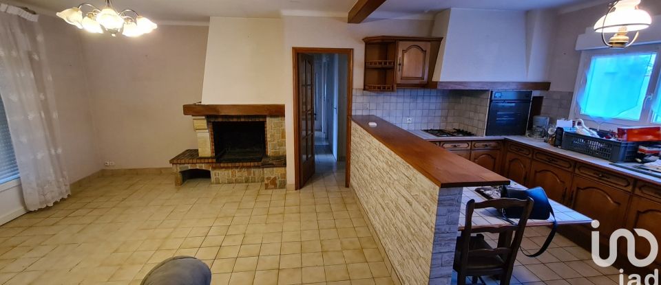 Traditional house 5 rooms of 90 m² in Pont-Saint-Martin (44860)
