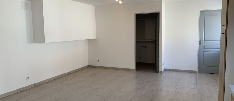 House 3 rooms of 73 m² in Grand (88350)
