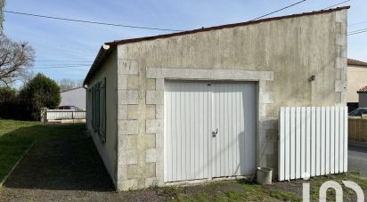 Maison de campagne 4 pièces de 147 m² à Luché-sur-Brioux (79170)