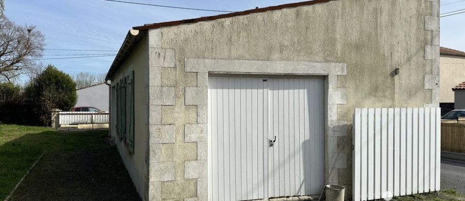 Maison de campagne 4 pièces de 147 m² à Luché-sur-Brioux (79170)