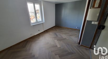 Studio 1 room of 20 m² in Stains (93240)