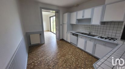 House 6 rooms of 128 m² in Mauléon (79700)