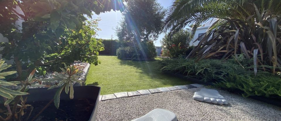 House 6 rooms of 141 m² in Royan (17200)