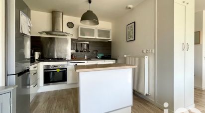 Apartment 3 rooms of 65 m² in Bayonne (64100)