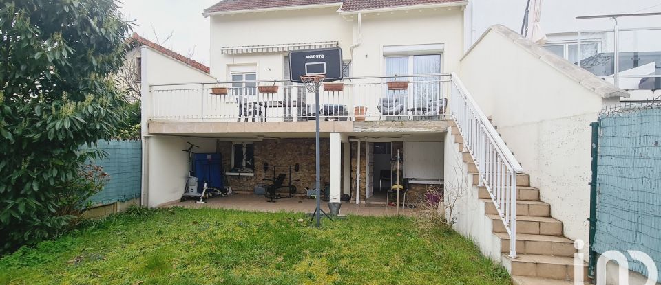 House 6 rooms of 110 m² in Noisy-le-Sec (93130)