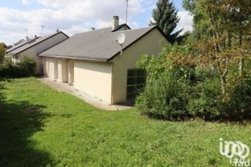 House 5 rooms of 110 m² in Chartres (28000)