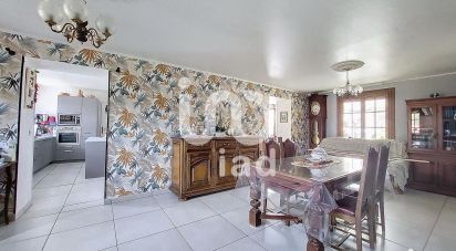 House 6 rooms of 169 m² in Auffay (76720)
