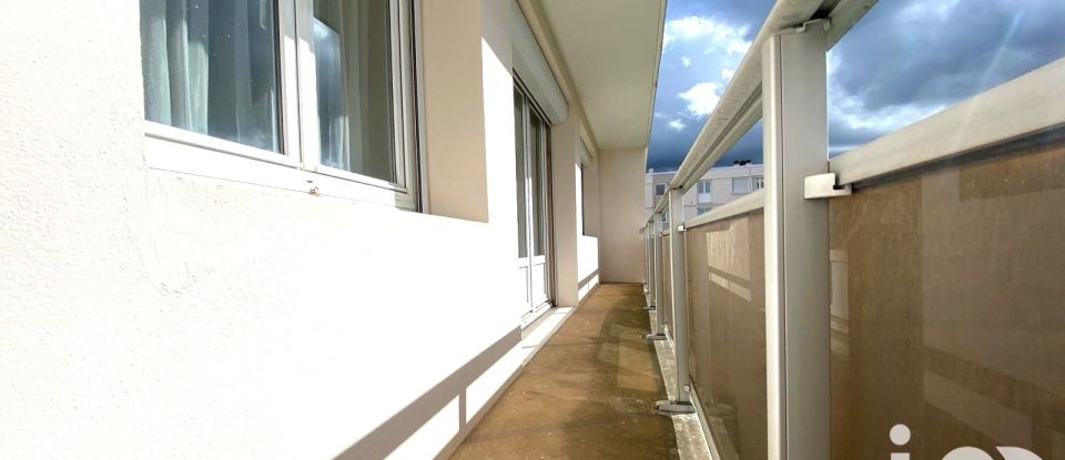 Appartement 4 pièces de 71 m² à Saint-Étienne (42100)