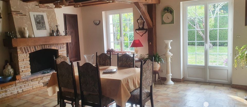 House 5 rooms of 160 m² in Gièvres (41130)