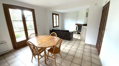 Maison 4 pièces de 90 m² à Saint-Pierre-lès-Nemours (77140)