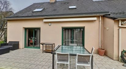 House 6 rooms of 110 m² in Mordelles (35310)