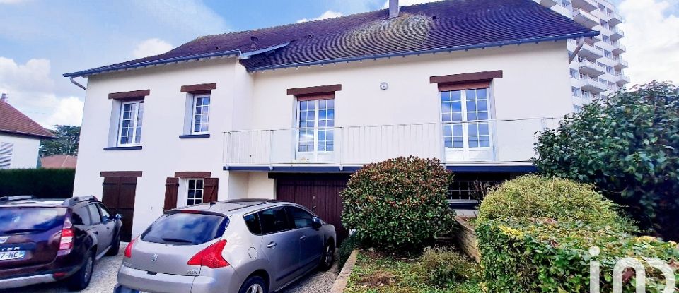 Town house 5 rooms of 138 m² in L'Aigle (61300)