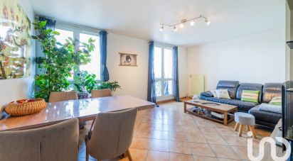 Apartment 4 rooms of 85 m² in Roissy-en-Brie (77680)