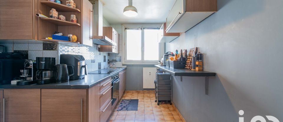 Appartement 4 pièces de 85 m² à Roissy-en-Brie (77680)