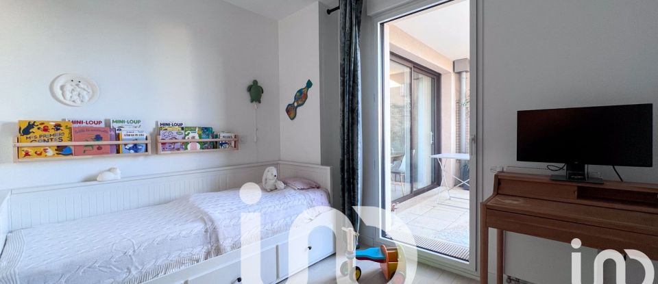 Apartment 3 rooms of 59 m² in Saint-Cloud (92210)