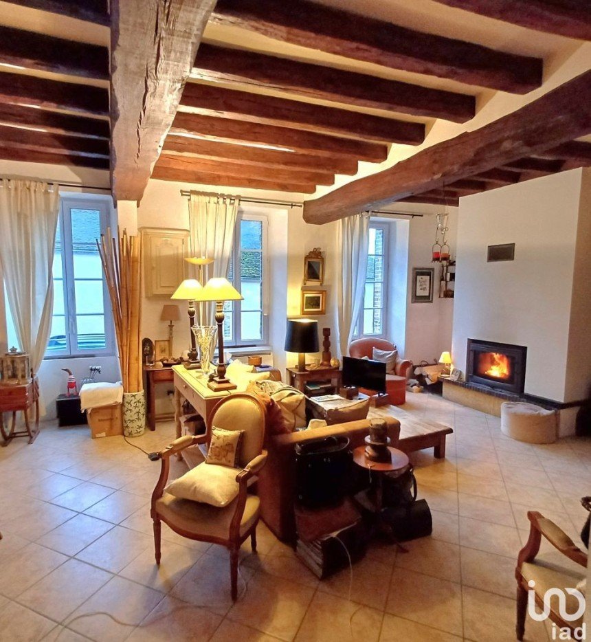 Maison 7 pièces de 126 m² à Thorigny-sur-Oreuse (89260)