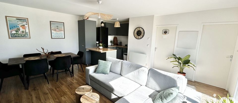 Appartement 2 pièces de 48 m² à Saint-Louis-de-Montferrand (33440)