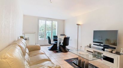 Appartement 3 pièces de 65 m² à Savigny-le-Temple (77176)