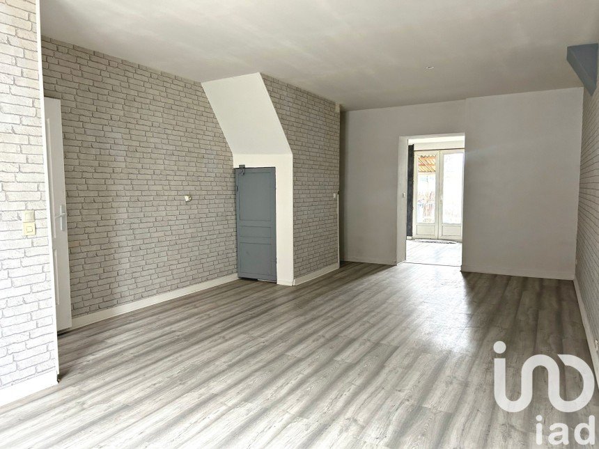Town house 5 rooms of 82 m² in Tourcoing (59200)
