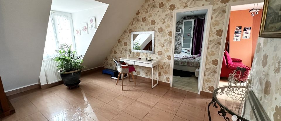 Maison traditionnelle 6 pièces de 156 m² à Limeil-Brévannes (94450)