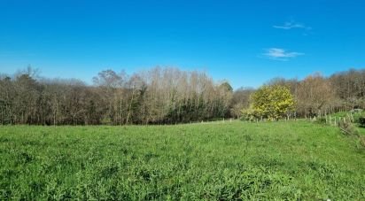 Land of 1,918 m² in Marcillac-Saint-Quentin (24200)