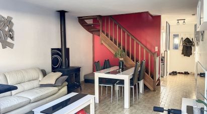 House 4 rooms of 77 m² in Combs-la-Ville (77380)