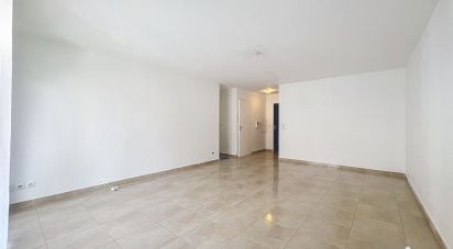 Apartment 3 rooms of 67 m² in Pontault-Combault (77340)