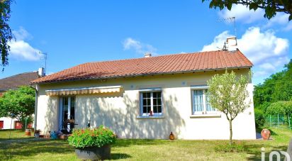 House 4 rooms of 89 m² in Montmorillon (86500)