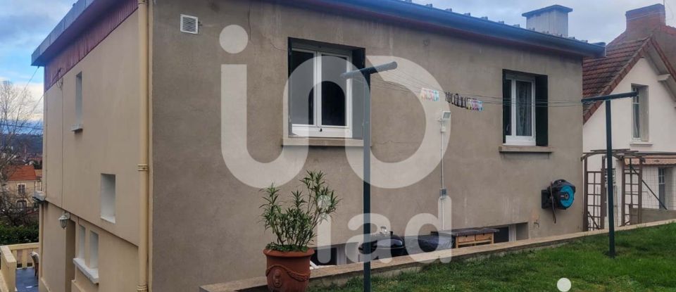 House 5 rooms of 121 m² in Montluçon (03100)
