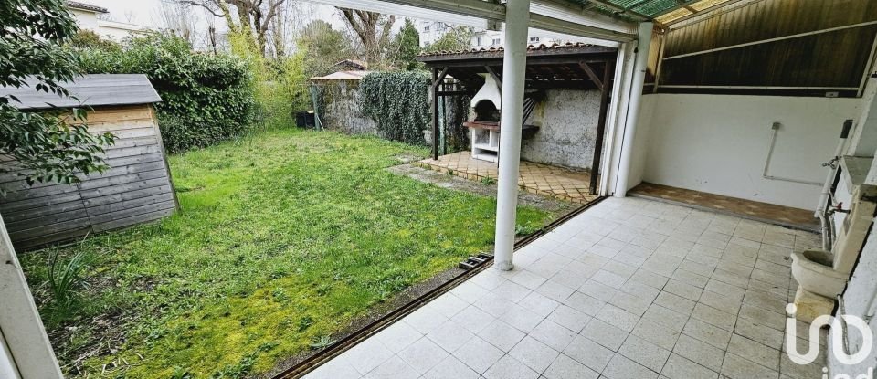 House 4 rooms of 100 m² in Pessac (33600)