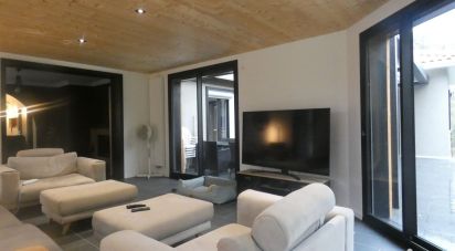 Maison 11 pièces de 449 m² à Niort (79000)