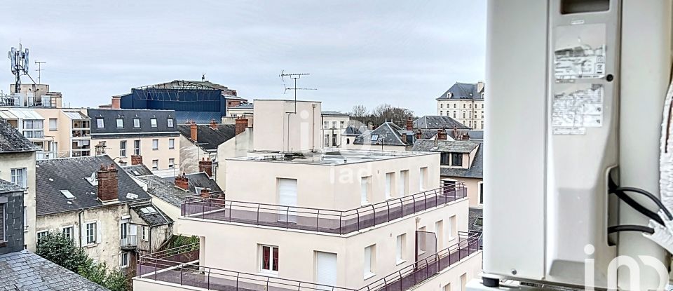 Appartement 3 pièces de 70 m² à Bourges (18000)