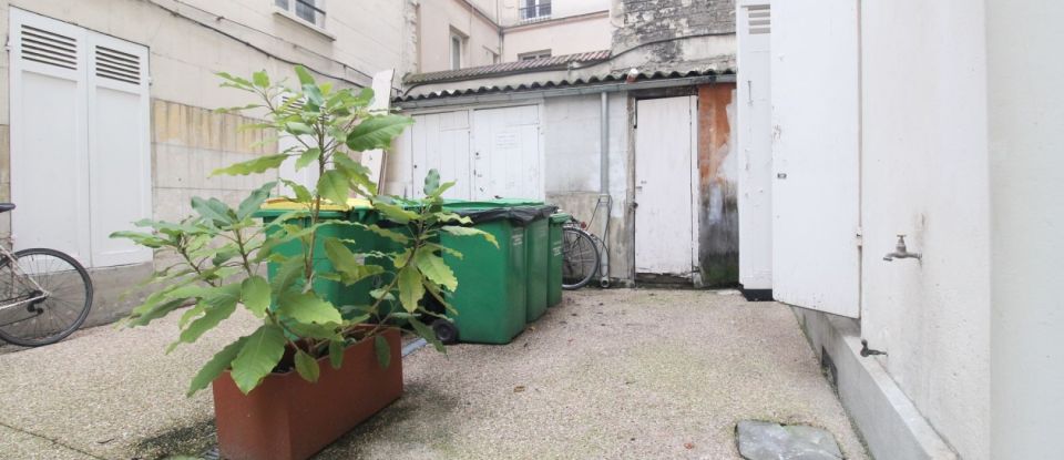 Appartement 3 pièces de 43 m² à Paris (75018)