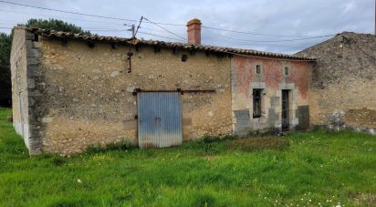 Maison 6 pièces de 250 m² à Saint-Bonnet-sur-Gironde (17150)