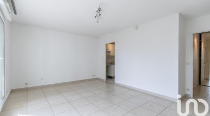 Studio 1 room of 30 m² in Neuilly-Plaisance (93360)