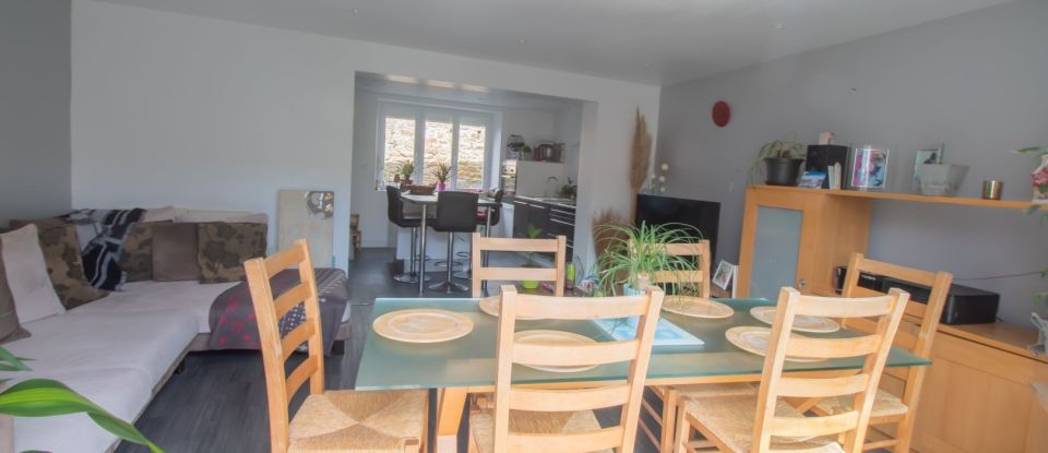 House 4 rooms of 98 m² in Lorient (56100)
