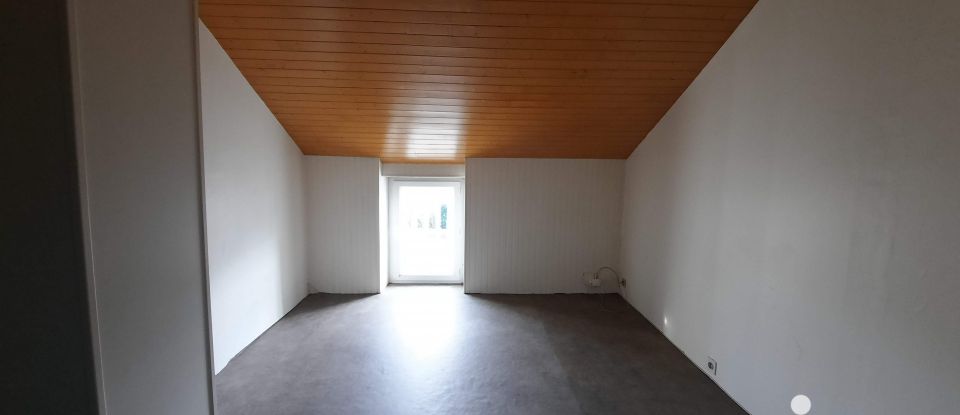 Maison 6 pièces de 146 m² à Bouvron (44130)