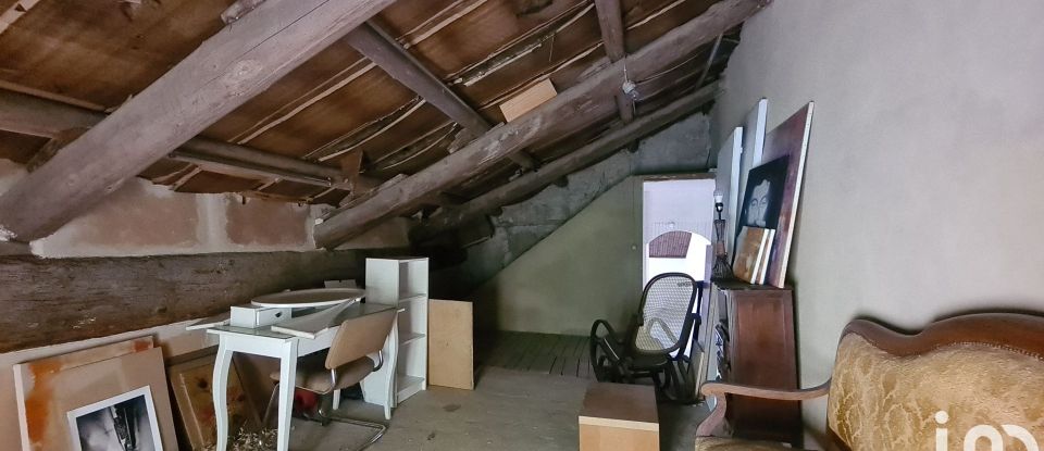 House 6 rooms of 88 m² in Châteauneuf-du-Pape (84230)