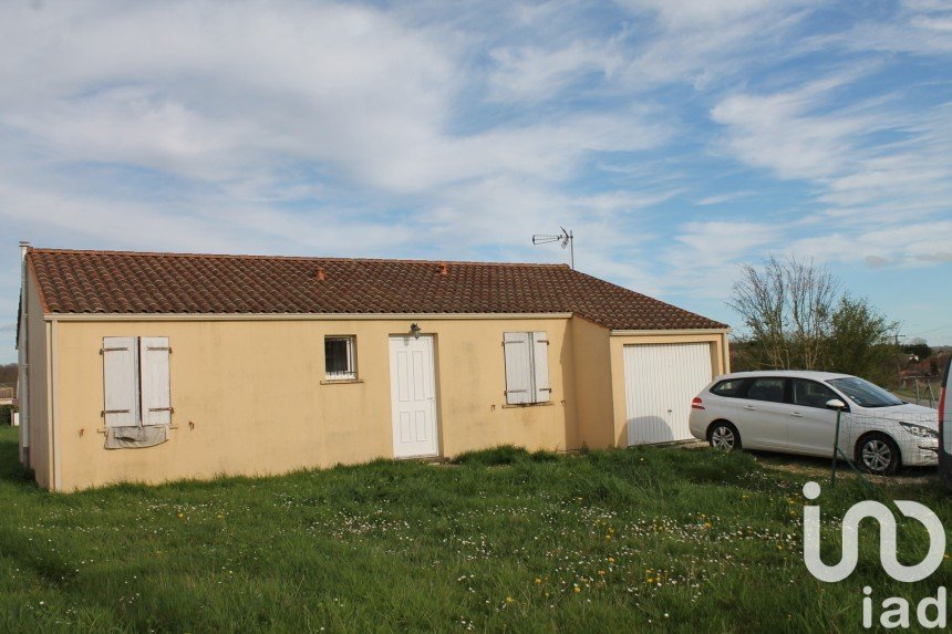Maison 4 pièces de 86 m² à Nieul-le-Virouil (17150)