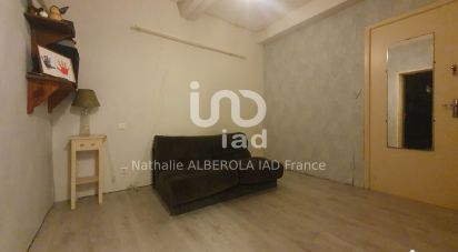 House 3 rooms of 81 m² in Canet (11200)