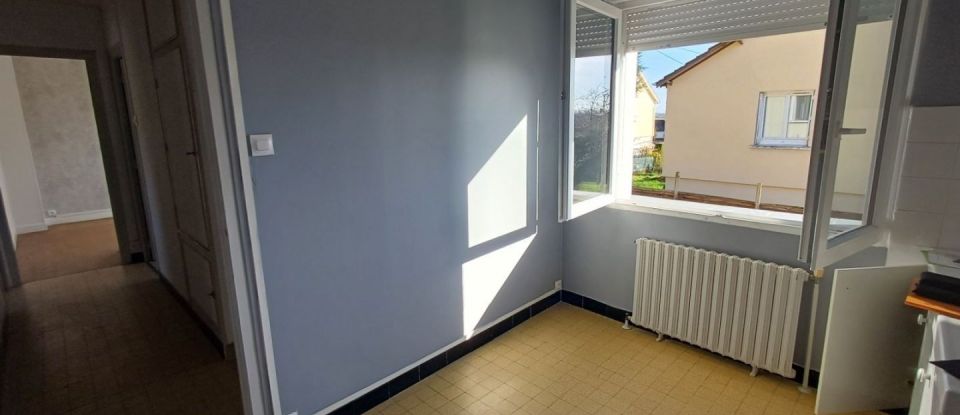 House 3 rooms of 60 m² in Saint-Florentin (89600)
