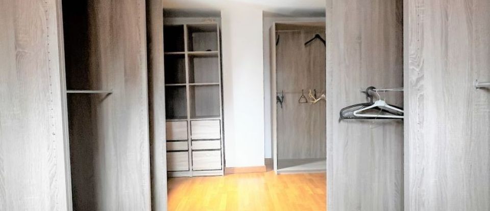 House 6 rooms of 167 m² in Saint-Étienne-du-Rouvray (76800)
