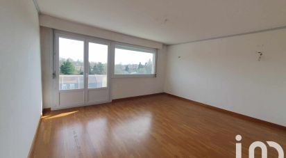 Apartment 3 rooms of 68 m² in Douai (59500)