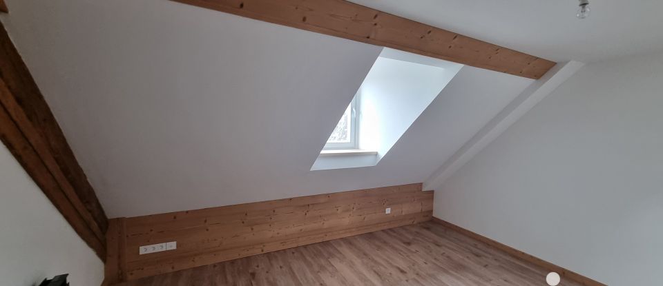 Apartment 3 rooms of 80 m² in Besançon (25000)